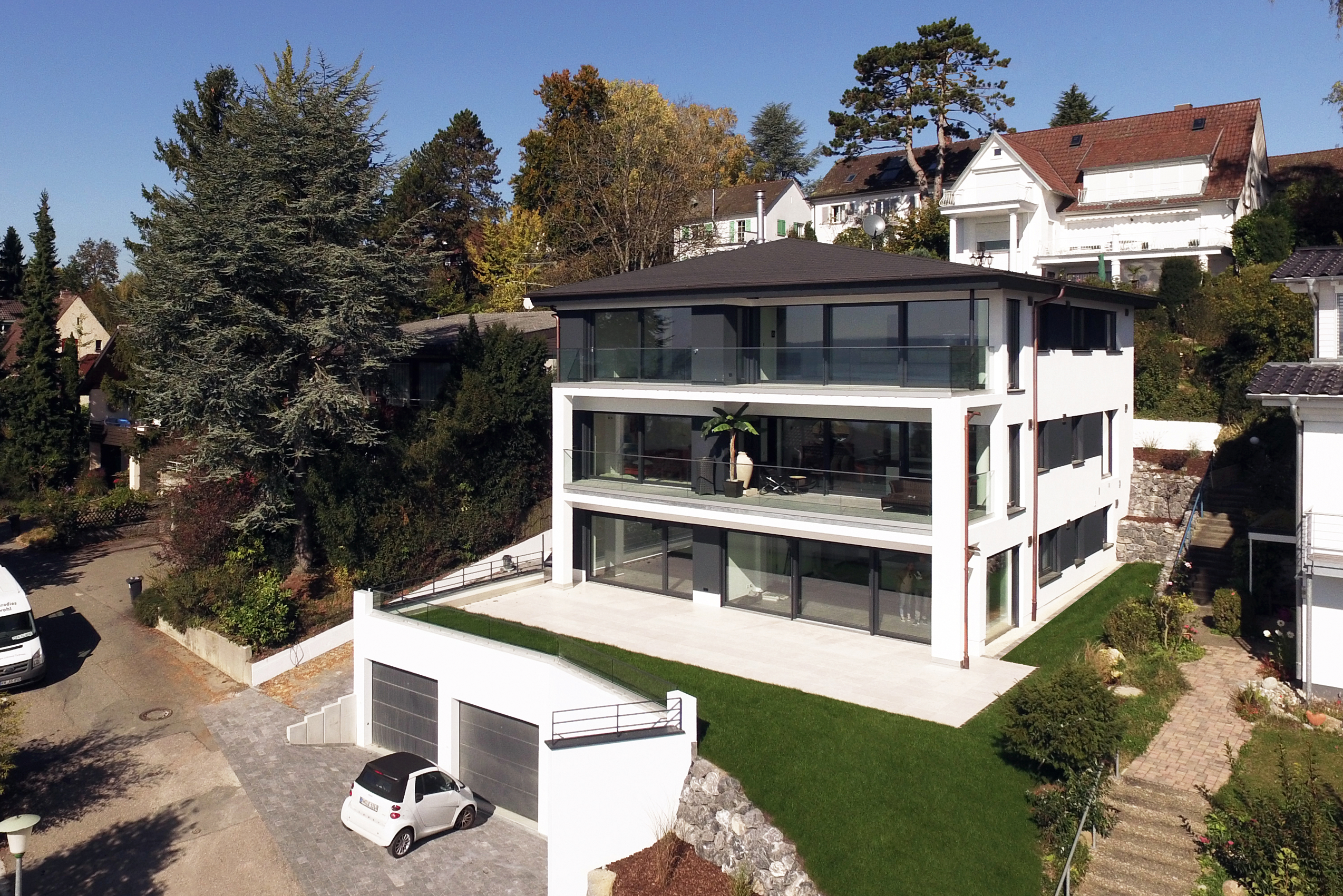 Luxus-Mehrfamilienhaus mit See- und Alpensicht