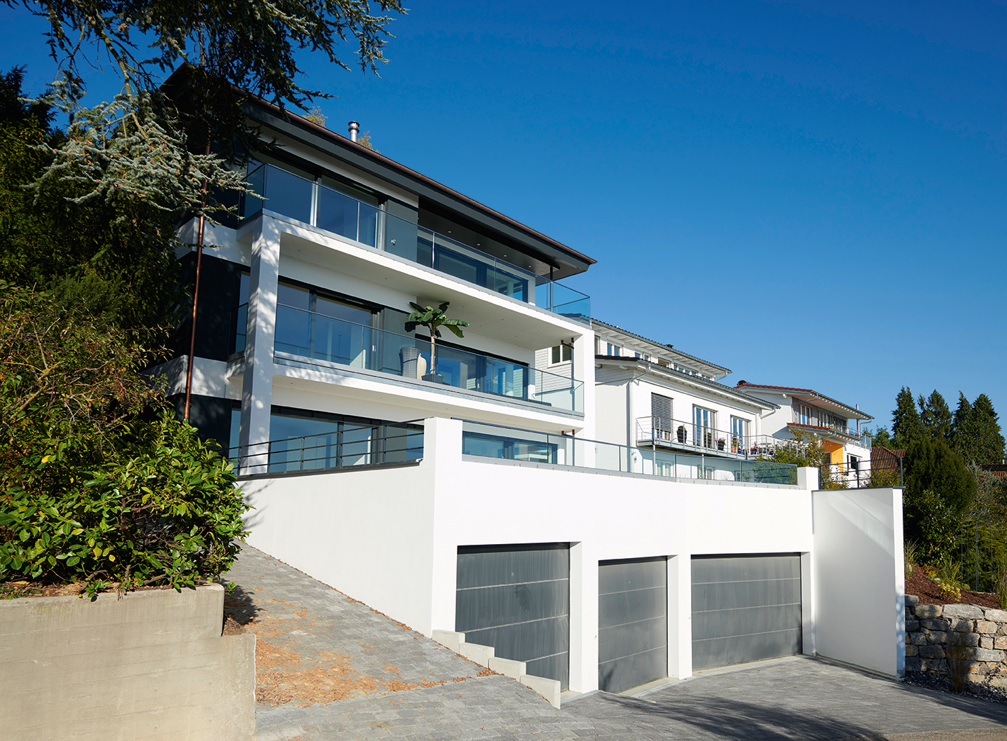 Luxus-Mehrfamilienhaus mit See- und Alpensicht